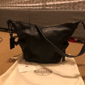 BRAND NEW Fossil saddle bag.